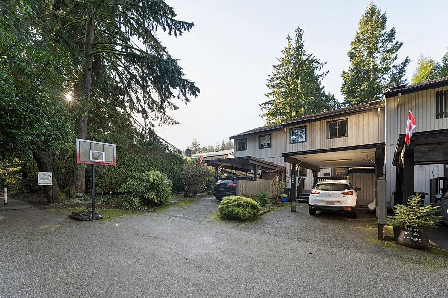 2060 Deep Cove Crescent North Vancouver, BC - 31