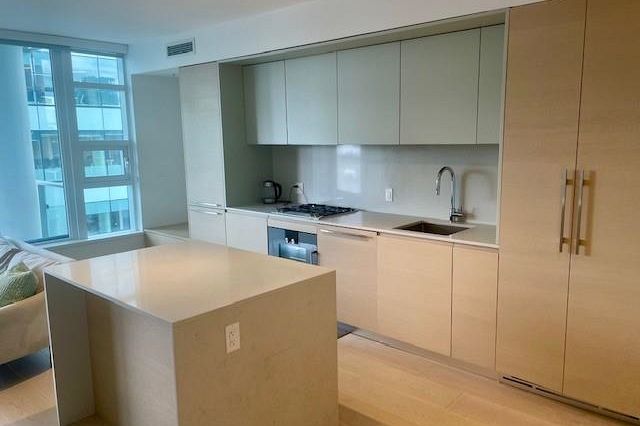 1803 1289 Hornby Street Vancouver, BC - 2