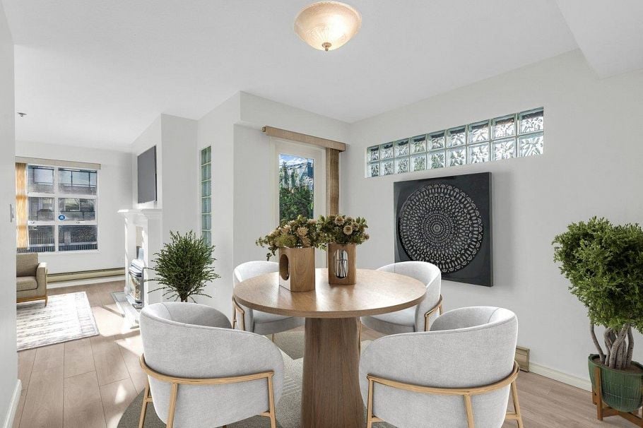 202 966 W 14th Avenue Vancouver, BC - 8