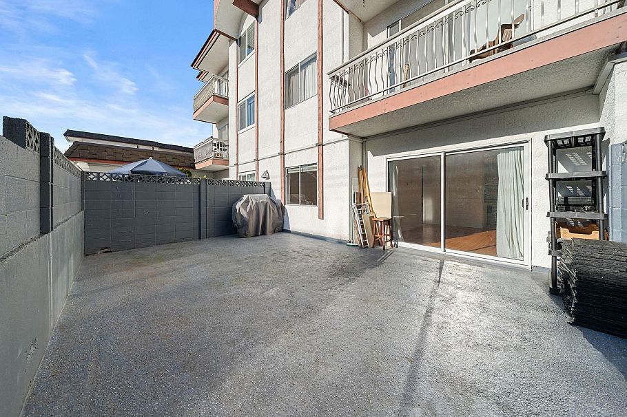 3 135 W 21st Street North Vancouver, BC - 9