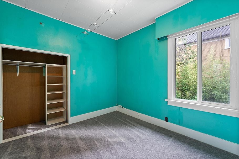 1732 E 3rd Avenue Vancouver, BC - 24