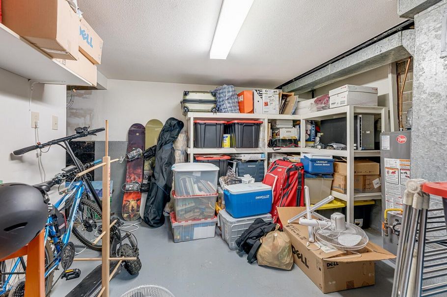 6979 Gladstone Street Vancouver, BC - 14