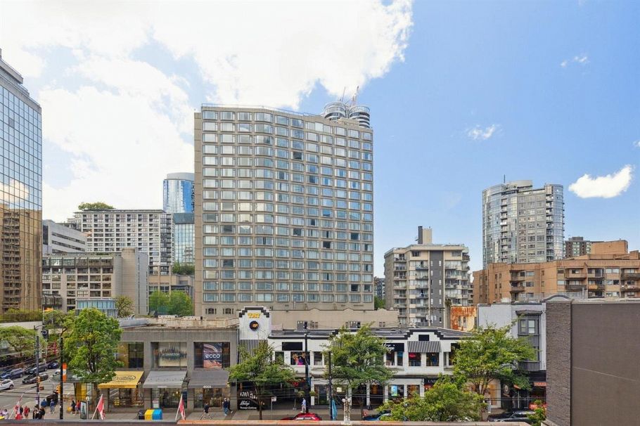 55 777 Burrard Street Vancouver, BC - 18