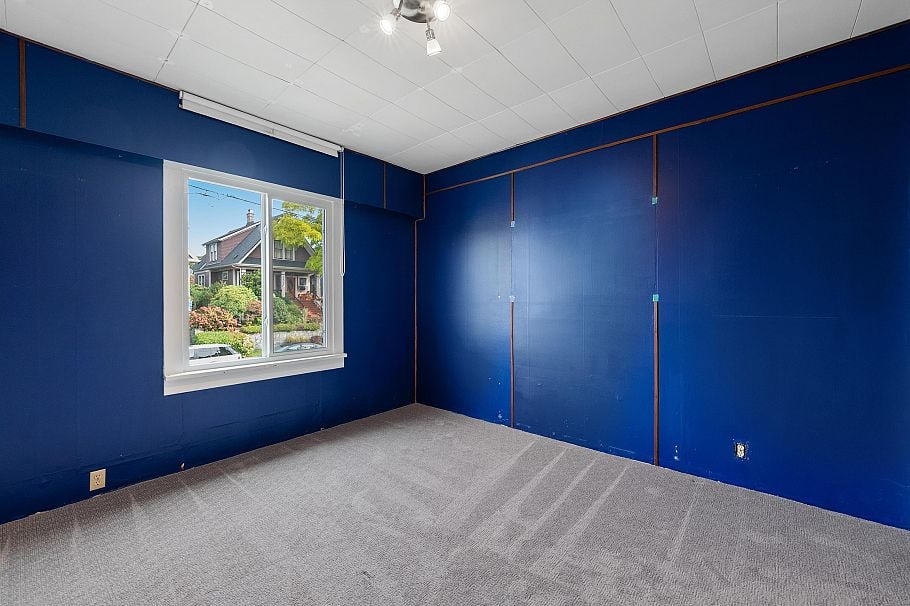 1732 E 3rd Avenue Vancouver, BC - 25