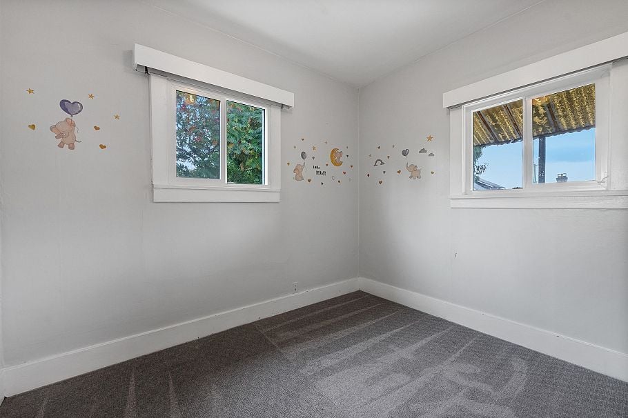 1732 E 3rd Avenue Vancouver, BC - 27