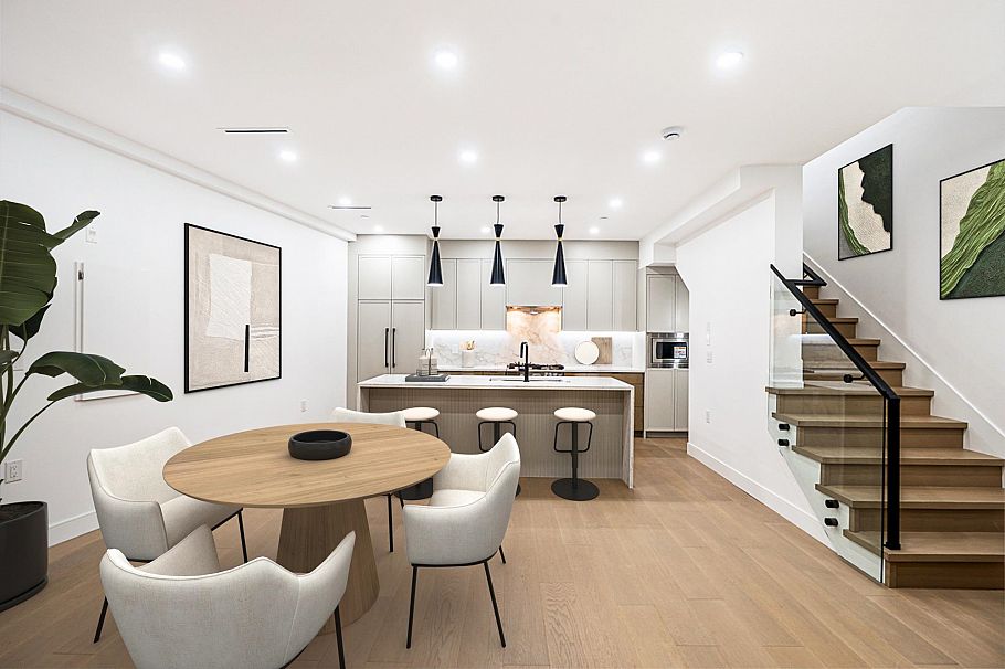 1 2282 E 8th Avenue Vancouver, BC - 2