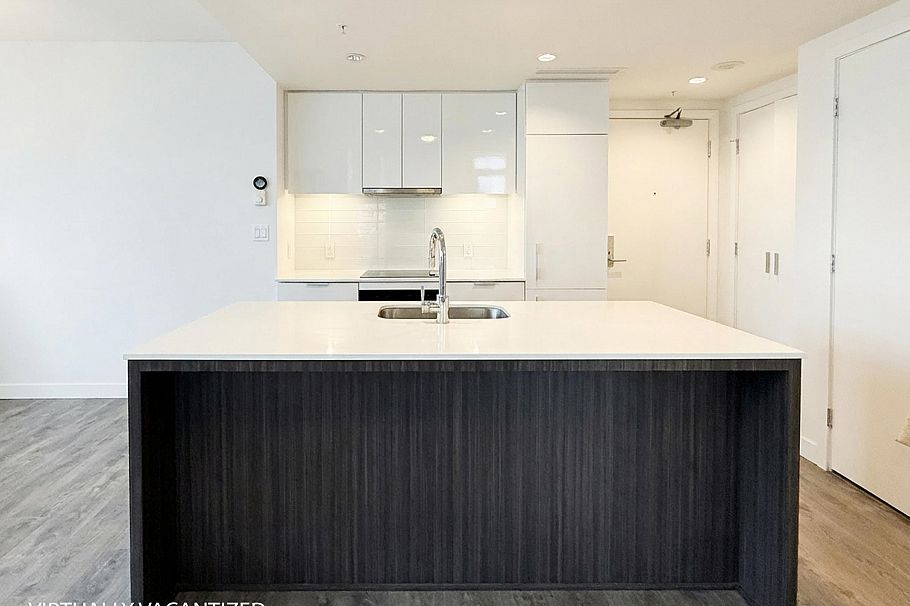 2207 1308 Hornby Street Vancouver, BC - 7