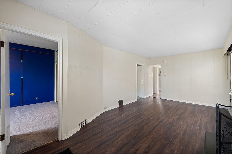 1732 E 3rd Avenue Vancouver, BC - 23