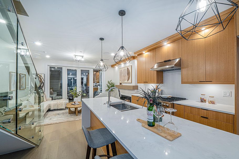 2660 Waterloo Street Vancouver, BC - 11