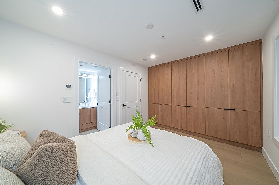 2660 Waterloo Street Vancouver, BC - 27