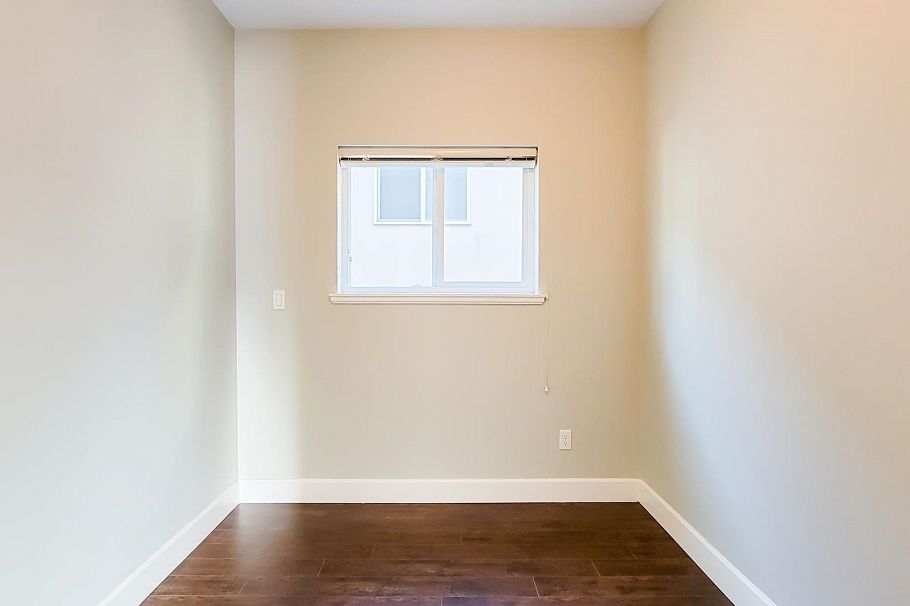 3096 E 26th Avenue Vancouver, BC - 15