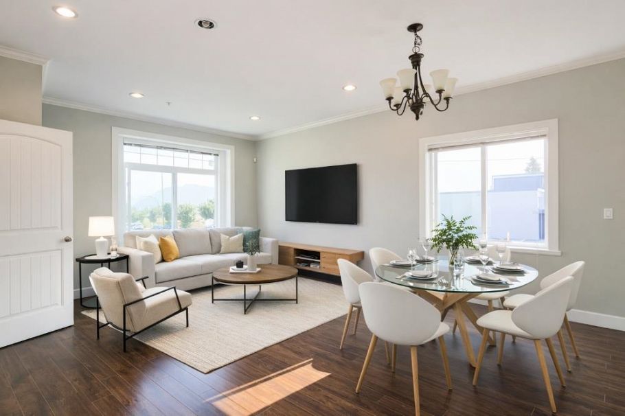 3096 E 26th Avenue Vancouver, BC - 2