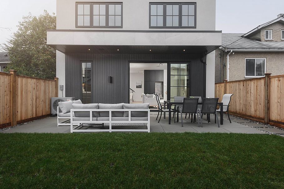 2 240 E 37th Avenue Vancouver, BC - 23