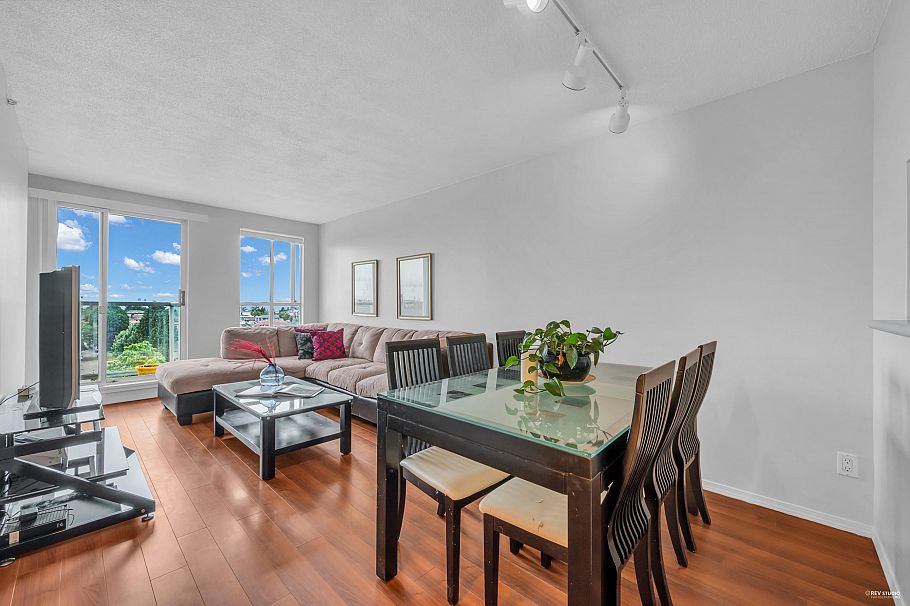 1007 3489 Ascot Place Vancouver, BC - 2