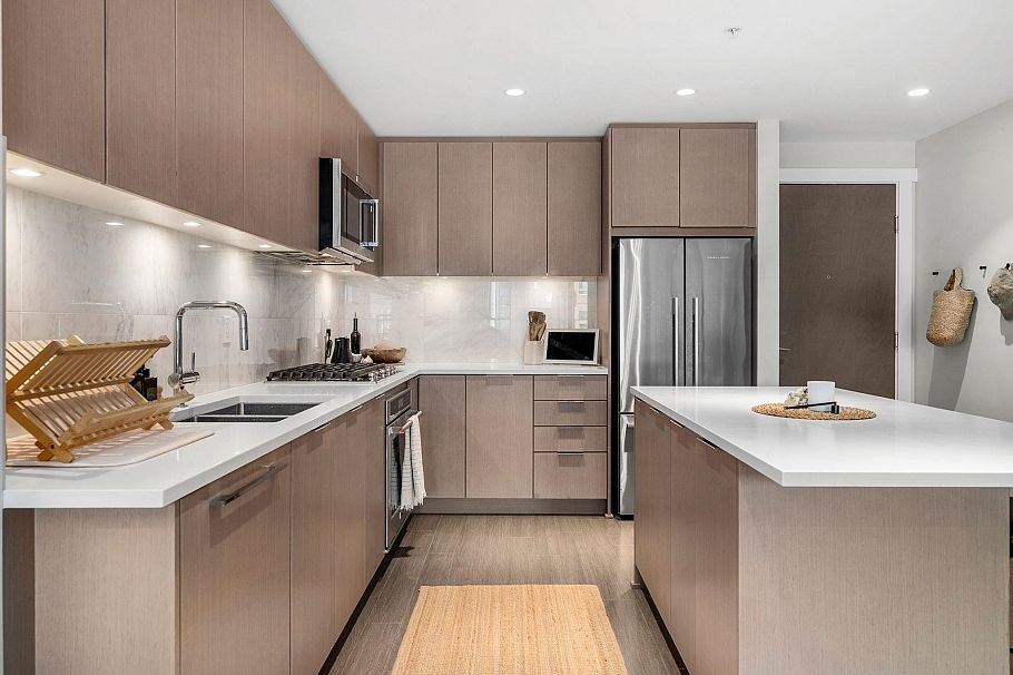 314 2663 Library Lane North Vancouver, BC - 8