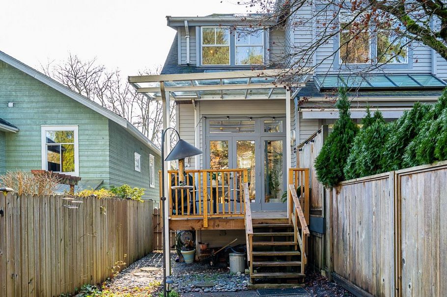 3241 W 6th Avenue Vancouver, BC - 26