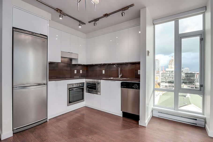 1115 161 W Georgia Street Vancouver, BC - 9