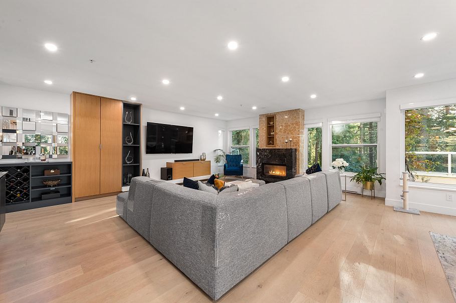 11 2425 Edgemont Boulevard North Vancouver, BC - 7