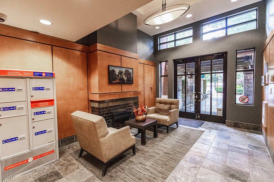 104 4883 Maclure Mews Vancouver, BC - 18