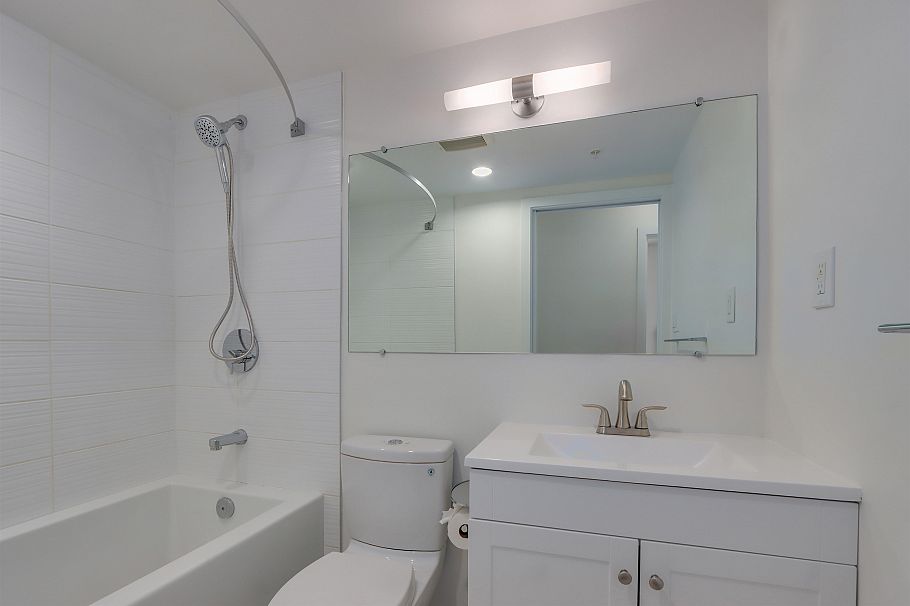 1115 161 W Georgia Street Vancouver, BC - 22