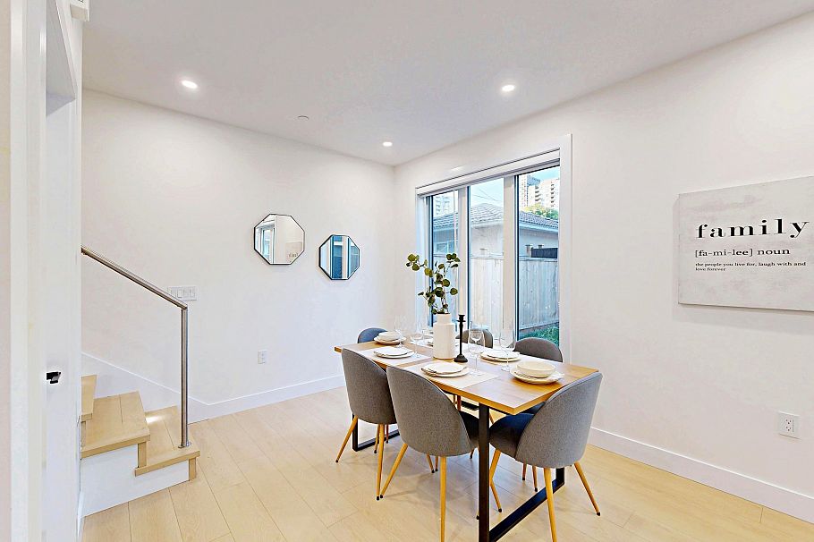 2 3425 Archimedes Street Vancouver, BC - 15