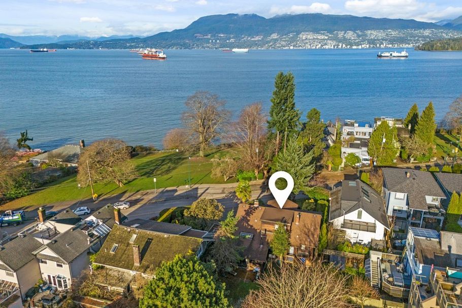2730 Point Grey Road Vancouver, BC - 37