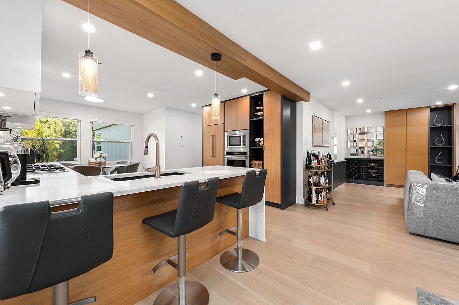 11 2425 Edgemont Boulevard North Vancouver, BC - 9