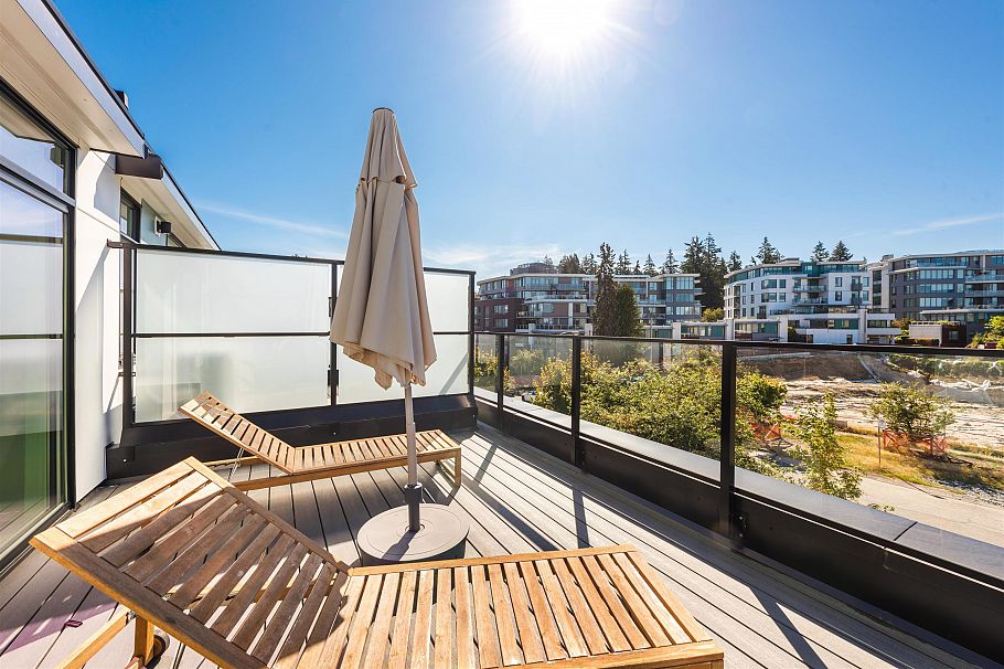 561 W 29th Avenue Vancouver, BC - 26