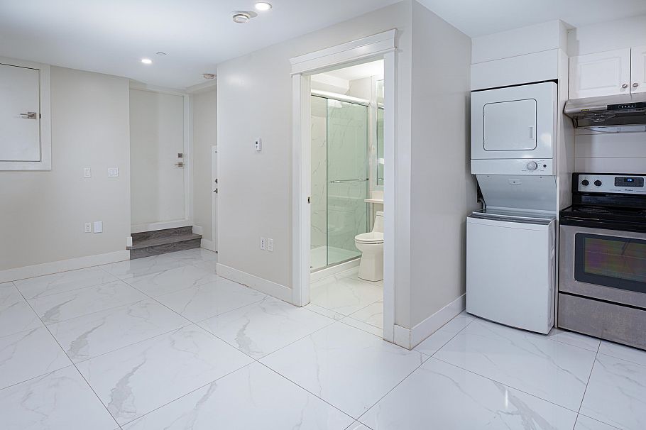 3216 Vimy Crescent Vancouver, BC - 20