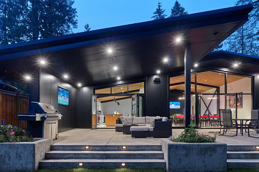 2409 Windridge Drive North Vancouver, BC - 2