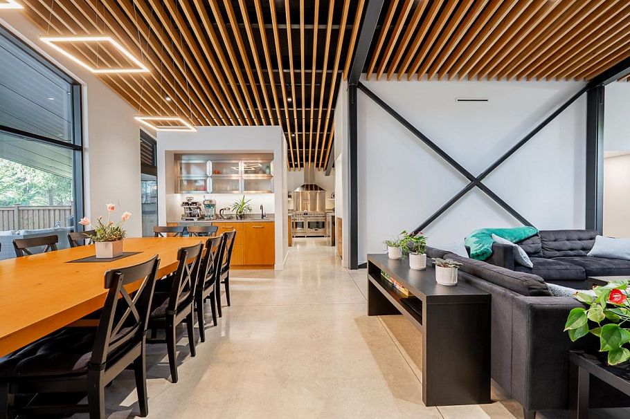 2409 Windridge Drive North Vancouver, BC - 10