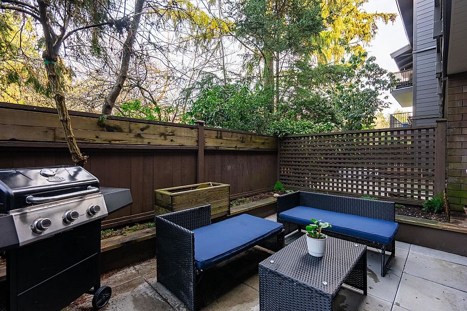 110 330 E 7th Avenue Vancouver, BC - 17