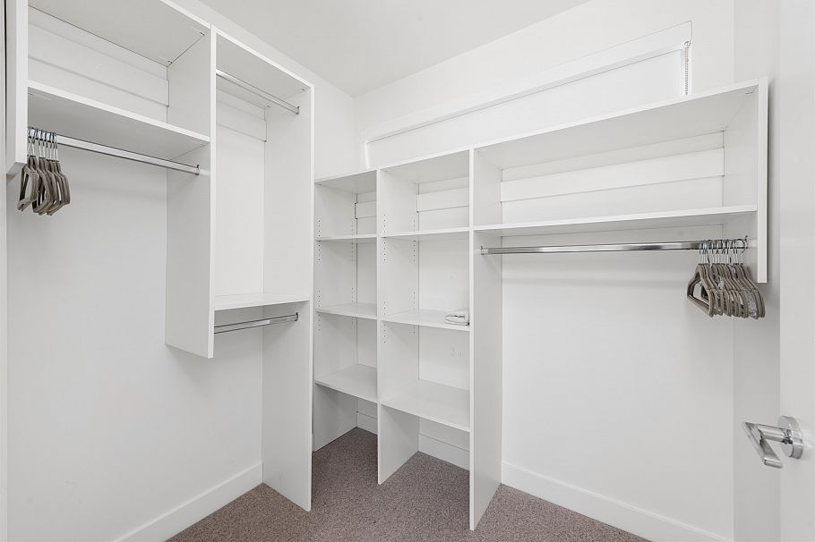 561 W 29th Avenue Vancouver, BC - 23