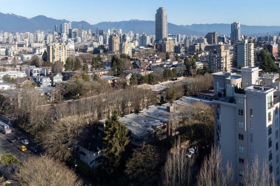 101 1777 W 13th Avenue Vancouver, BC - 4