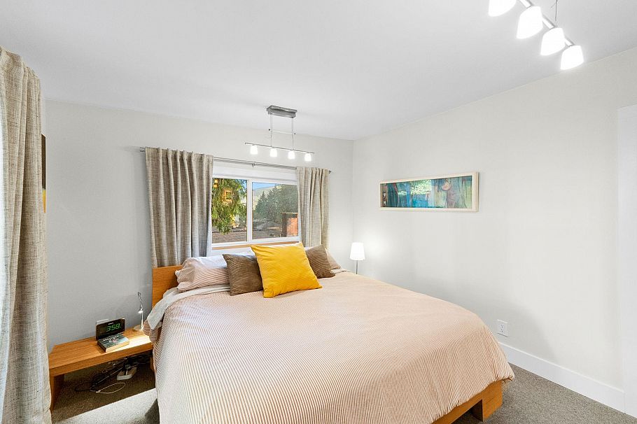 4462 Strathcona Road North Vancouver, BC - 21