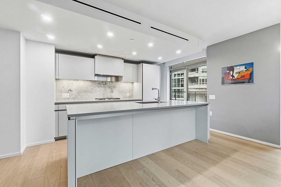 1002 889 Pacific Street Vancouver, BC - 11