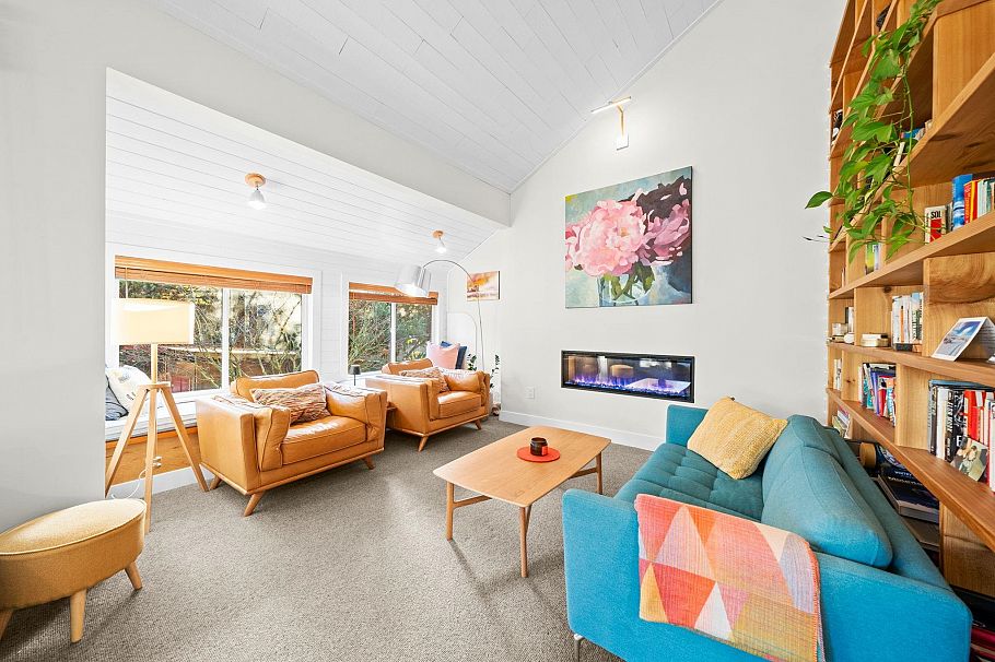 4462 Strathcona Road North Vancouver, BC - 8