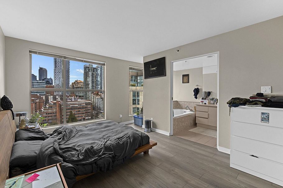 2005 1000 Beach Avenue Vancouver, BC - 25