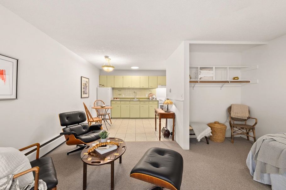 312 2033 W 7th Avenue Vancouver, BC - 9