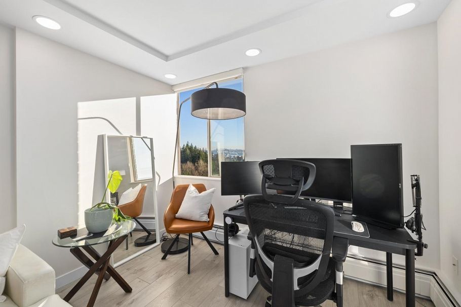 1601 2004 Fullerton Avenue North Vancouver, BC - 13