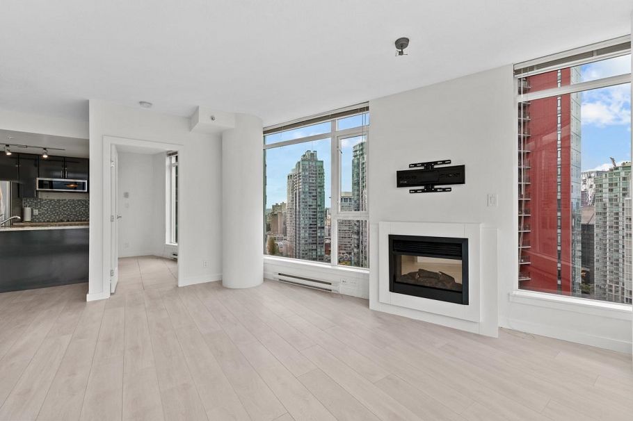 2601 1188 W Pender Street Vancouver, BC - 11