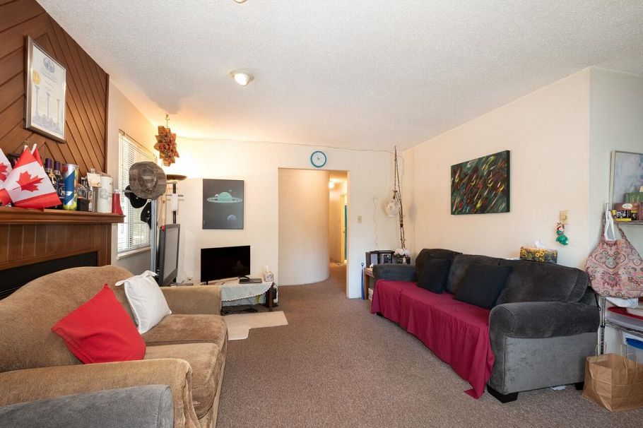 3494 Laurel Street Vancouver, BC - 2