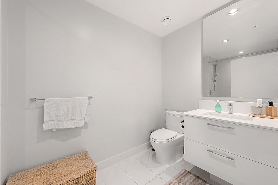 1303 5410 Shortcut Road Vancouver, BC - 15