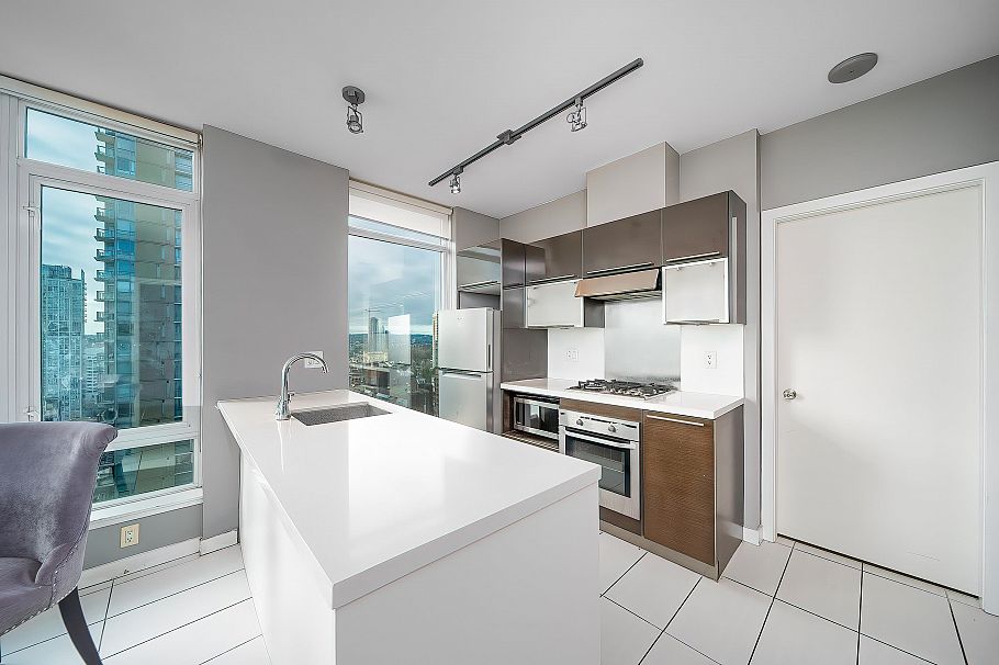 1403 1252 Hornby Street Vancouver, BC - 3