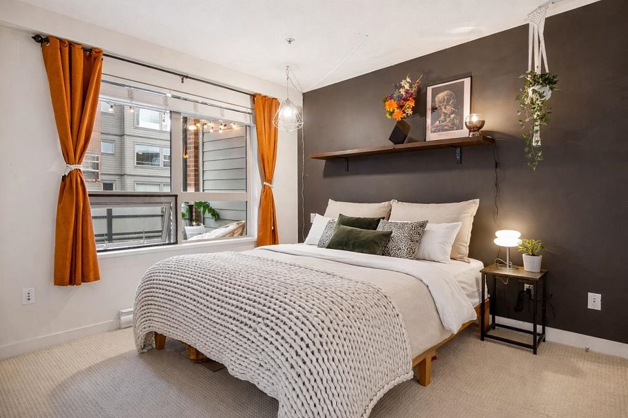 310 1673 Lloyd Avenue North Vancouver, BC - 9