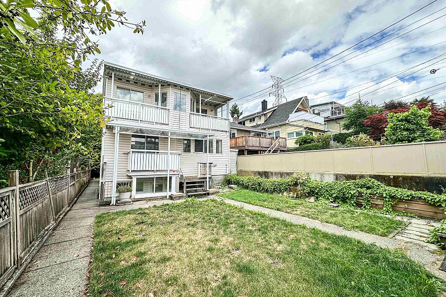 3630 Cambridge Street Vancouver, BC - 33