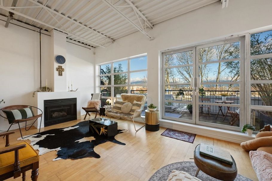 520 350 E 2nd Avenue Vancouver, BC - 1