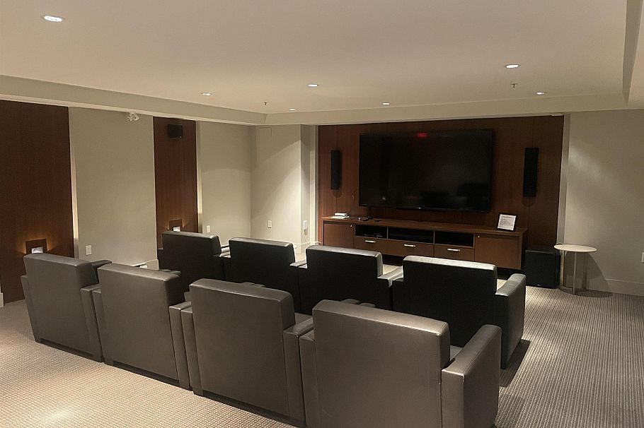 111 3606 Aldercrest Drive North Vancouver, BC - 25