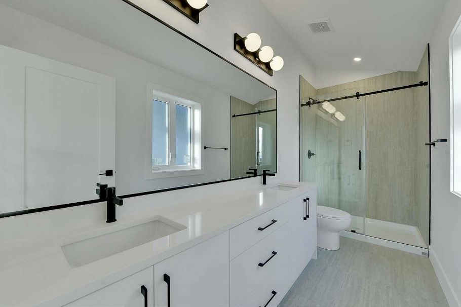 1 1436 E 1st Avenue Vancouver, BC - 17