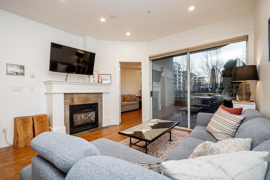 202 131 W 3rd Street North Vancouver, BC - 8